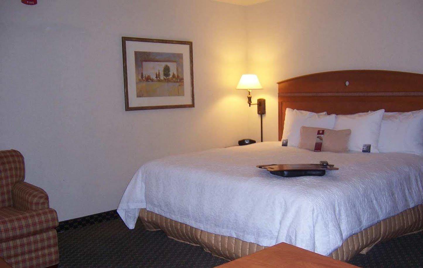 Hampton Inn Wichita Falls-Sikes Senter Mall Экстерьер фото