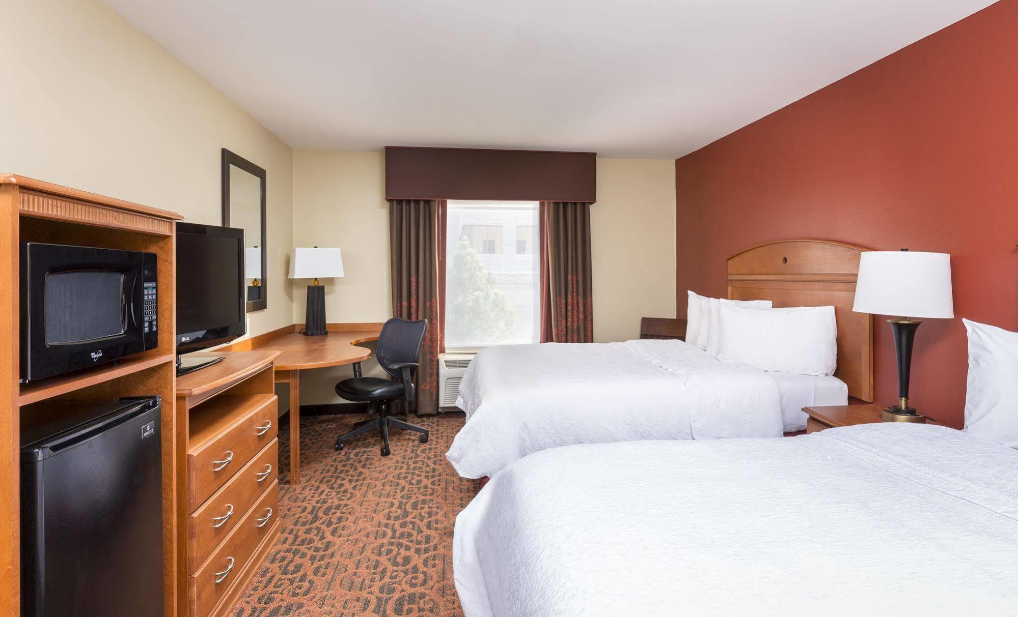 Hampton Inn Wichita Falls-Sikes Senter Mall Экстерьер фото